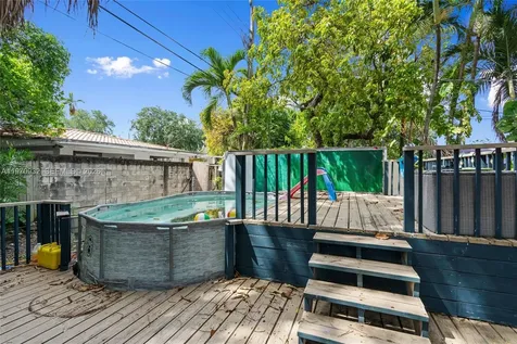 700 SW 44th Place Miami FL 33134