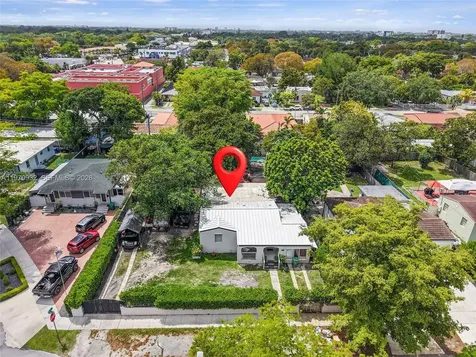 700 SW 44th Place Miami FL 33134