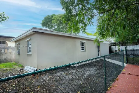 700 SW 44th Place Miami FL 33134