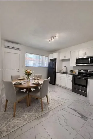 903 80th Street Miami Beach FL 33141