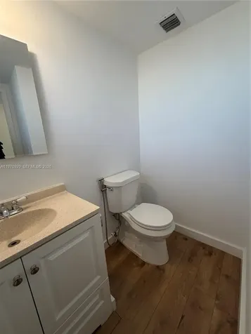 7900 Tatum Waterway Drive Miami Beach FL 33141