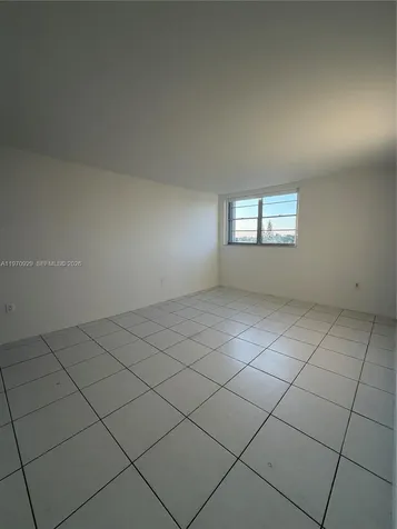 7900 Tatum Waterway Drive Miami Beach FL 33141