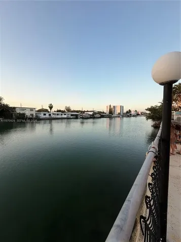 7900 Tatum Waterway Drive Miami Beach FL 33141