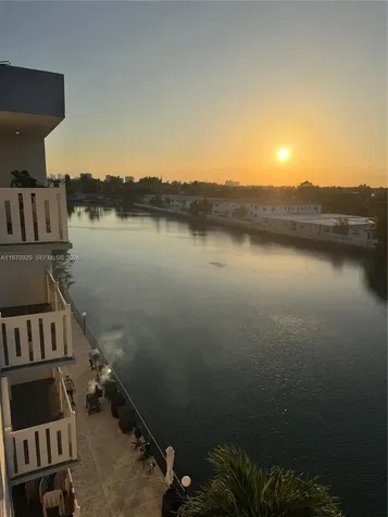 7900 Tatum Waterway Drive Miami Beach FL 33141
