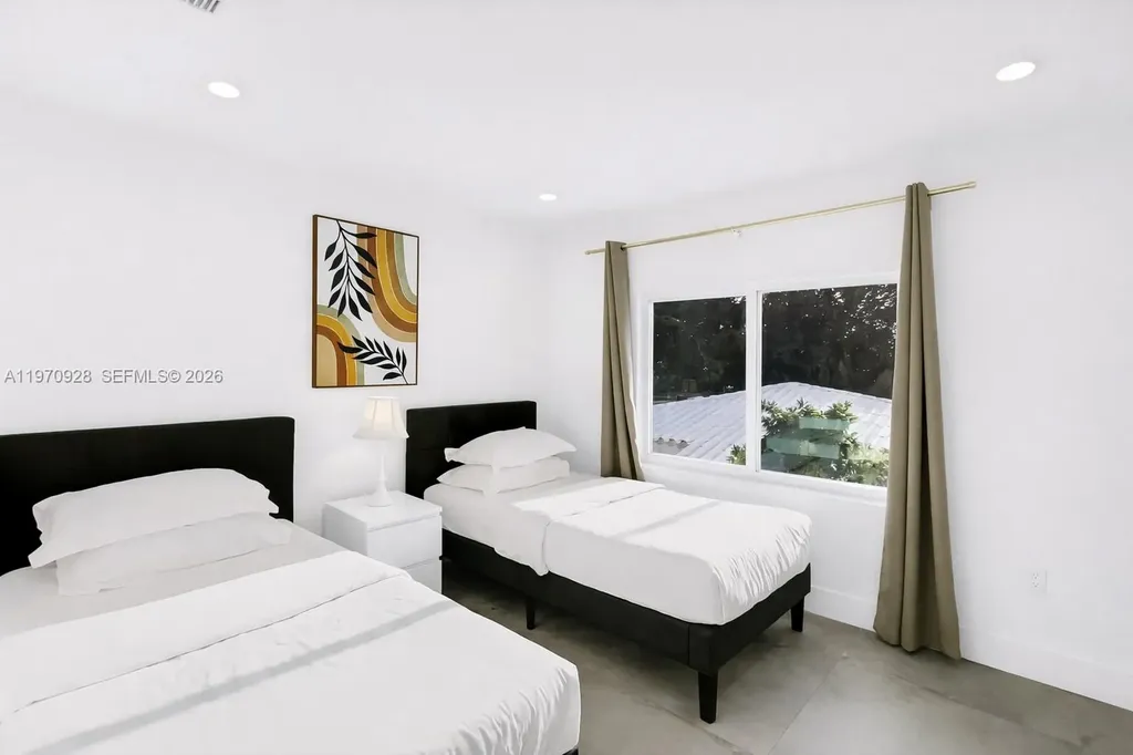 417 SW 15th Street Fort Lauderdale FL 33315