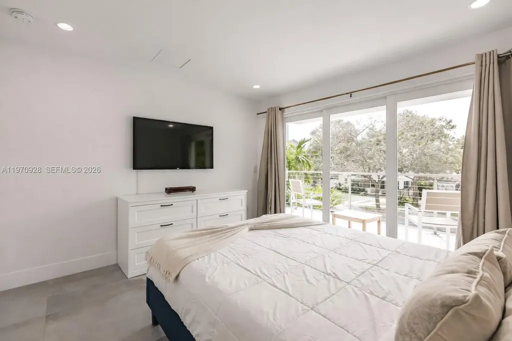 417 SW 15th Street Fort Lauderdale FL 33315