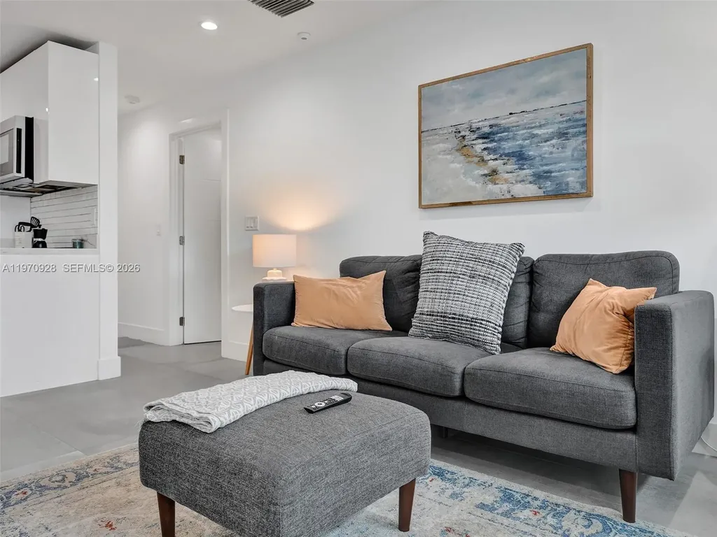 417 SW 15th Street Fort Lauderdale FL 33315