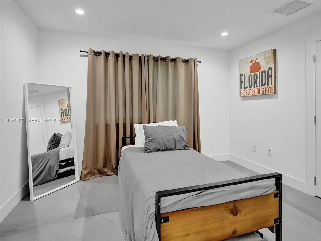 417 SW 15th Street Fort Lauderdale FL 33315