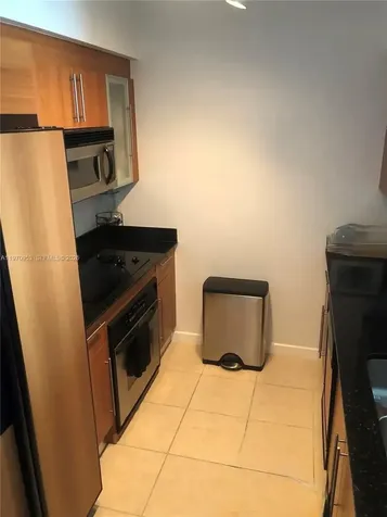 325 S Biscayne Boulevard Miami FL 33131