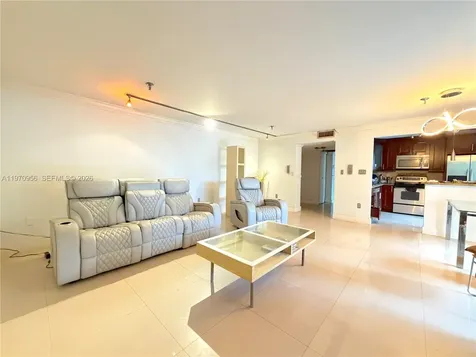 661 NE 195th Street Miami FL 33179