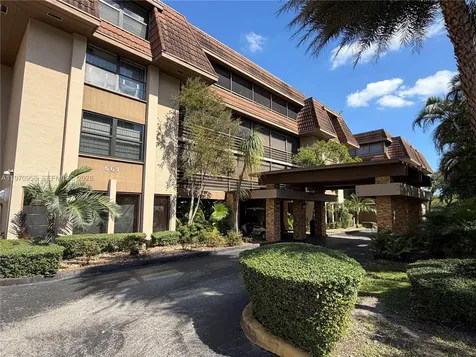 661 NE 195th Street Miami FL 33179