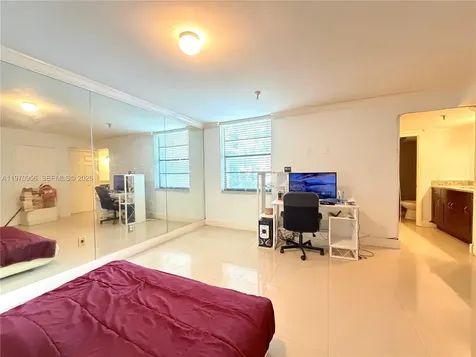 661 NE 195th Street Miami FL 33179
