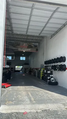 Hallandale Beach FL 33009