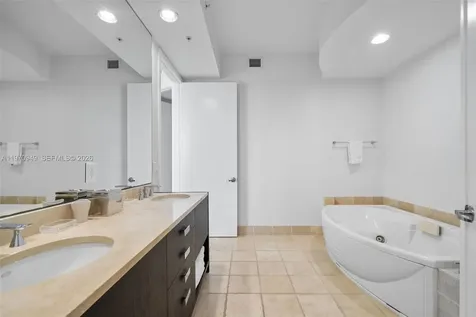 18201 Collins Avenue Sunny Isles Beach FL 33160