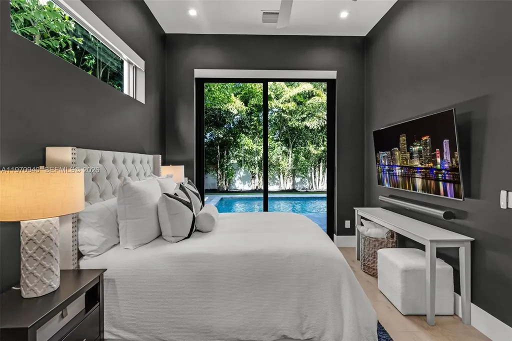 225 NE 3rd Street Boca Raton FL 33432