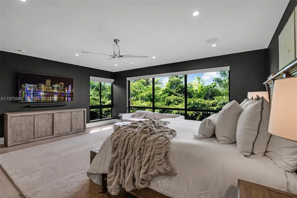 225 NE 3rd Street Boca Raton FL 33432