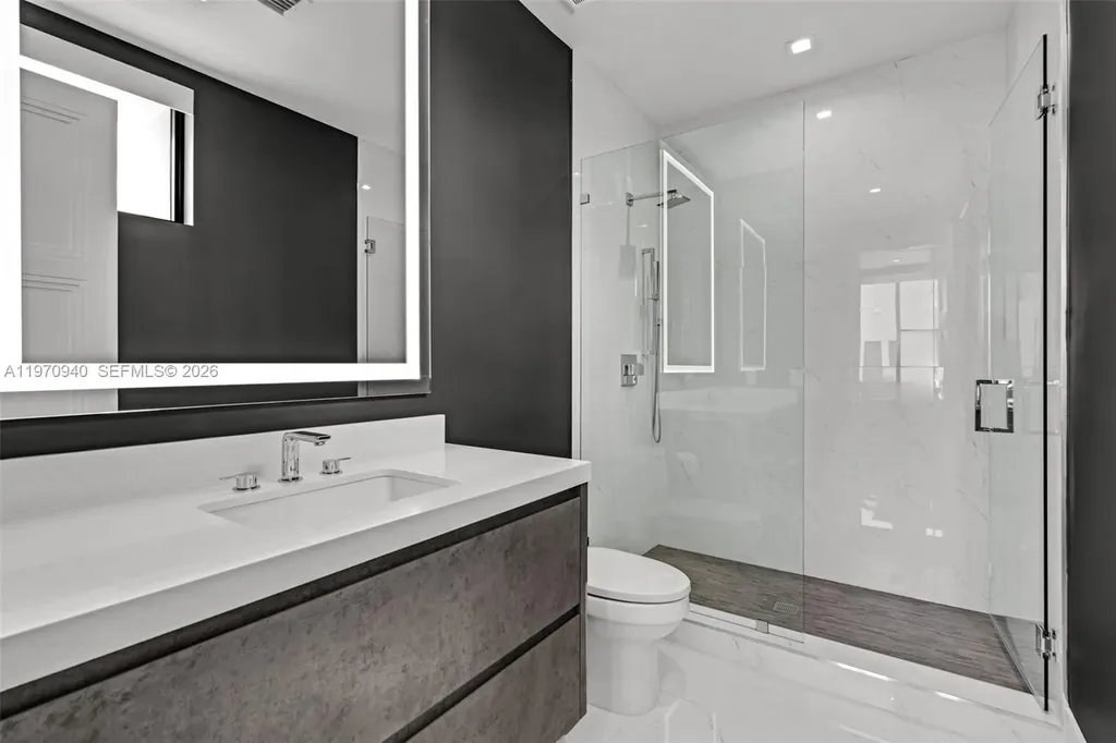 225 NE 3rd Street Boca Raton FL 33432