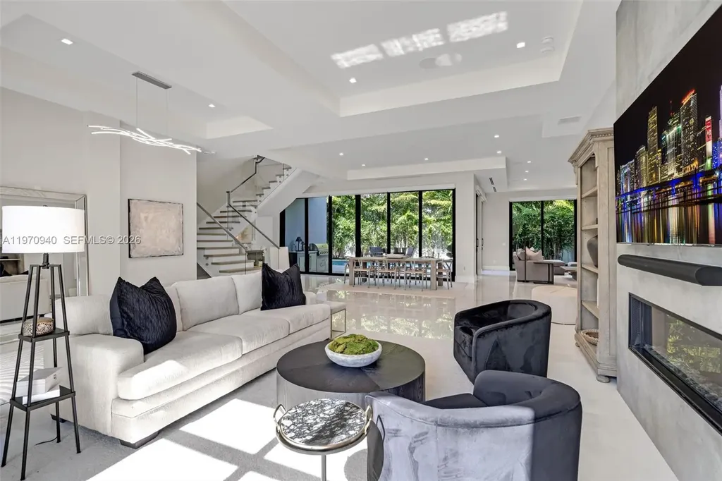 225 NE 3rd Street Boca Raton FL 33432