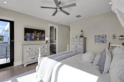 225 NE 3rd Street Boca Raton FL 33432