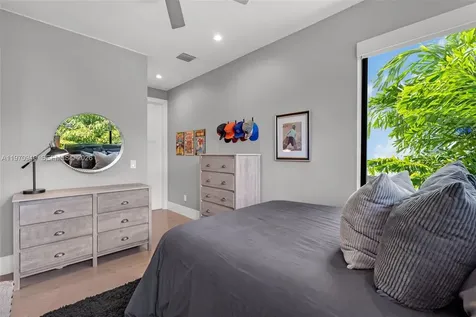 225 NE 3rd Street Boca Raton FL 33432