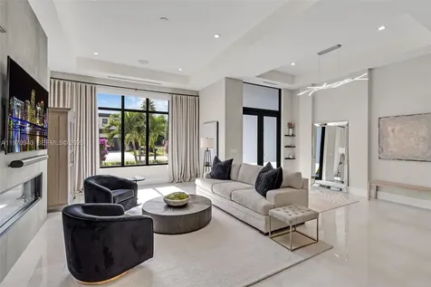 225 NE 3rd Street Boca Raton FL 33432