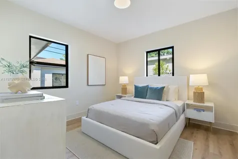 2385 SW 22nd Terrace Miami FL 33145