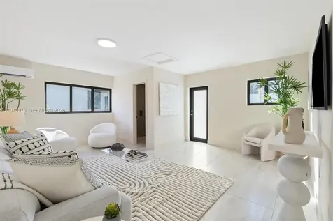 2385 SW 22nd Terrace Miami FL 33145