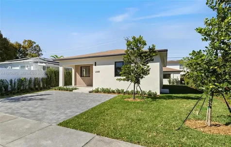 2385 SW 22nd Terrace Miami FL 33145
