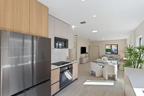 2385 SW 22nd Terrace Miami FL 33145