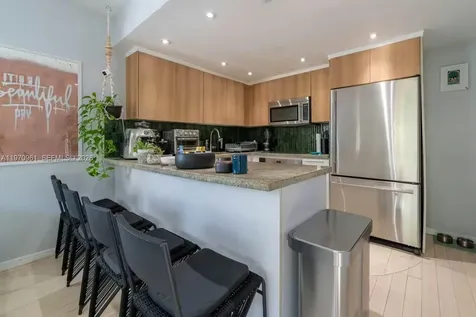 1061 Michigan Avenue Miami Beach FL 33139