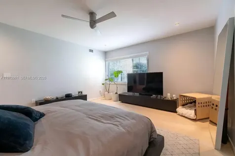 1061 Michigan Avenue Miami Beach FL 33139