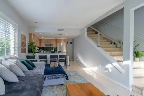 1061 Michigan Avenue Miami Beach FL 33139