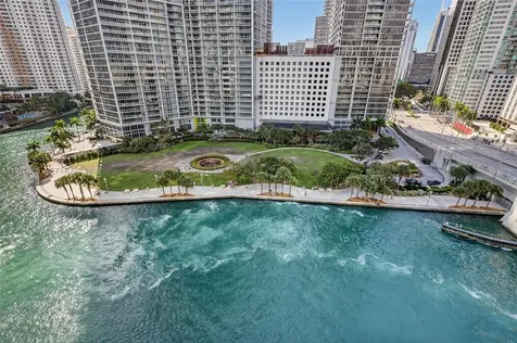 200 Biscayne Boulevard Way Miami FL 33131