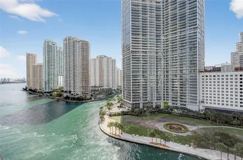 200 Biscayne Boulevard Way Miami FL 33131