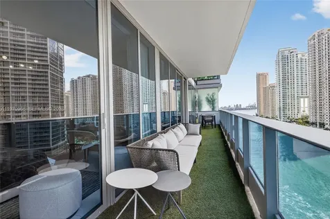 200 Biscayne Boulevard Way Miami FL 33131