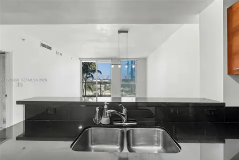 253 NE 2nd Street Miami FL 33132
