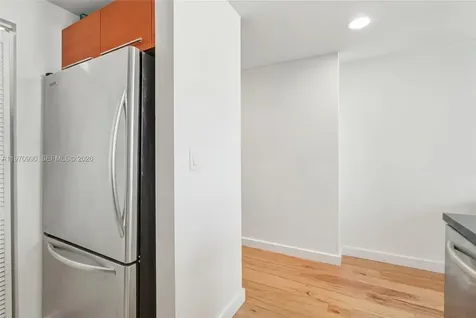 253 NE 2nd Street Miami FL 33132