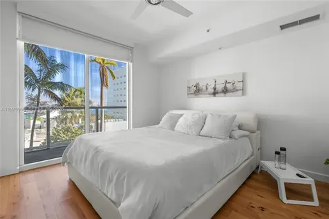 253 NE 2nd Street Miami FL 33132