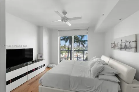 253 NE 2nd Street Miami FL 33132