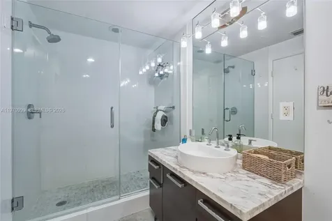 253 NE 2nd Street Miami FL 33132