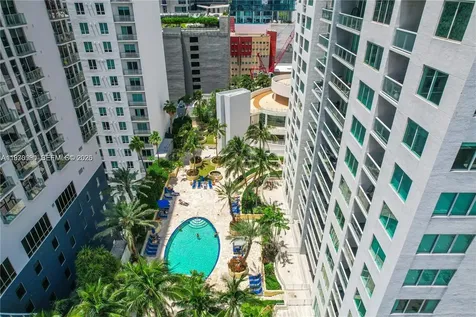 253 NE 2nd Street Miami FL 33132