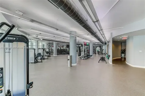 253 NE 2nd Street Miami FL 33132