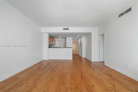 253 NE 2nd Street Miami FL 33132