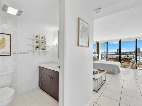 555 NE 15th Street Miami FL 33132