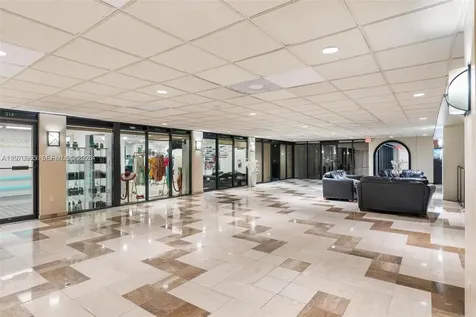555 NE 15th Street Miami FL 33132