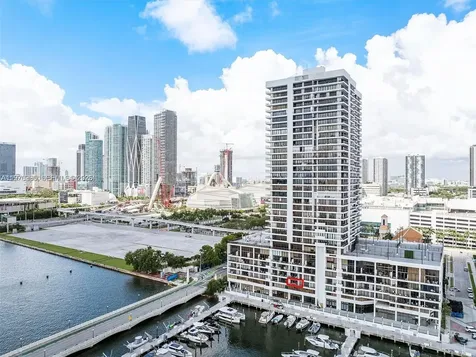 555 NE 15th Street Miami FL 33132