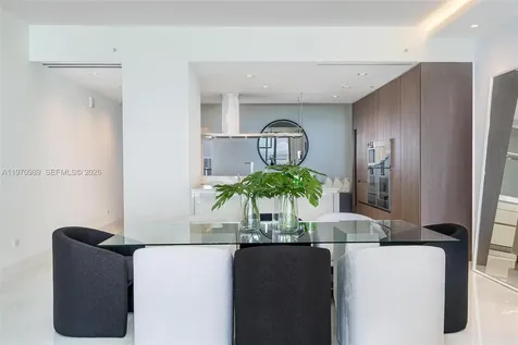 18501 Collins Avenue North Miami Beach FL 33160