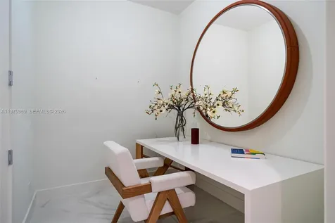 18501 Collins Avenue North Miami Beach FL 33160