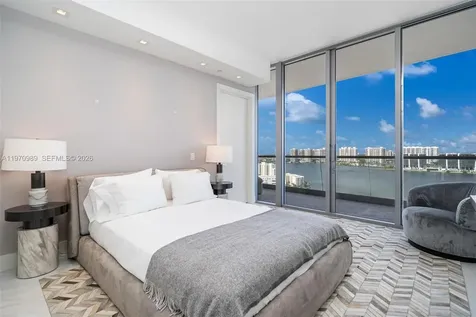 18501 Collins Avenue North Miami Beach FL 33160