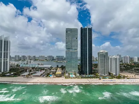 18501 Collins Avenue North Miami Beach FL 33160